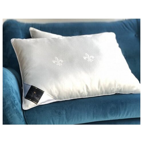 ������� Trois Couronnes Mao M 50x70 7700�