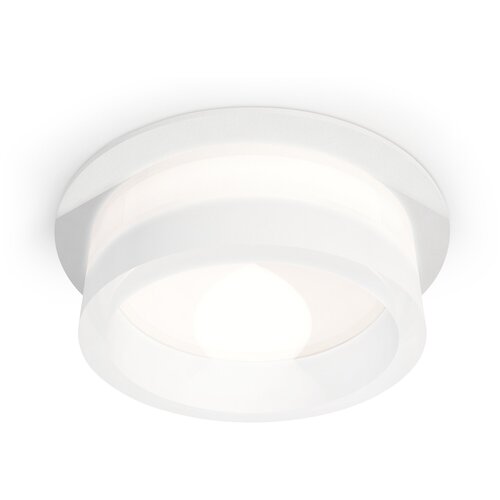   Techno Spot XC8050015 Ambrella Light 2392