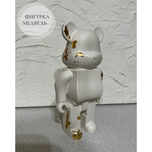     bearbrick,    750