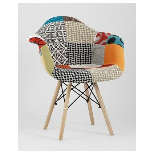   DSW ,  6490  Eames