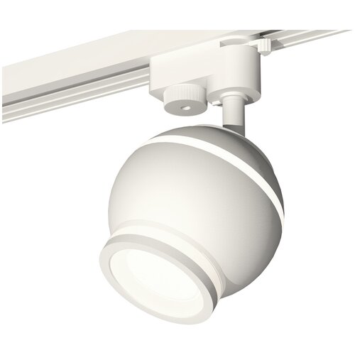     Ambrella XT1101040 SWH/FR  /  MR16 GU5.3 LED 3W 4200K (A2520, C1101, N7120),  8478  AMBRELLA