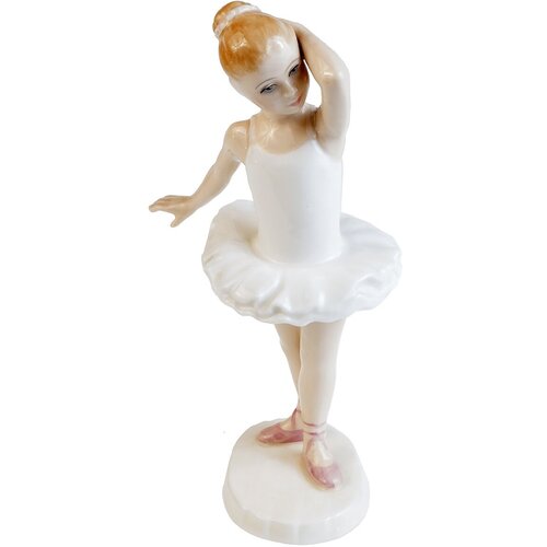 Royal Doulton статуэтка маленькая балерина, Англия, 1992 год 14000р