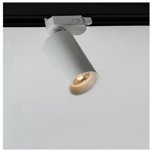 Megalight M04-308 white 3000K 1530�